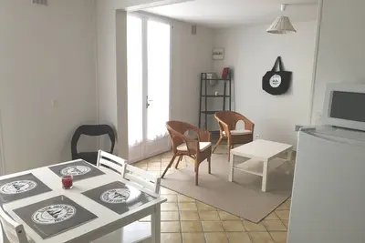 Image de Coeur Saint Denis. Ruelle Calme