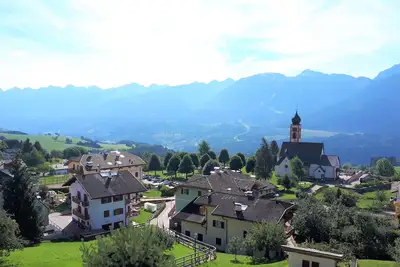 Image de Appartement rénové avec vue magnifique sur les Dolomites