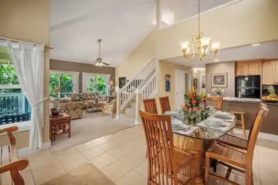 Image de Coin privé au dernier étage Poipu Regency avec climatisation centrale * Regency 620 *