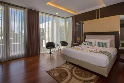 Image de Villa privée de trois chambres avec vue sur la mer à Nusa Dua