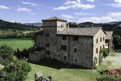 Image de Ancienne maison en pierre typique