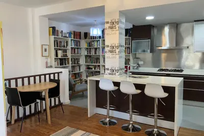 La maison blanche près de la plage