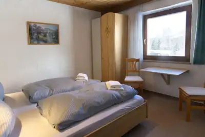 Image de Chambre double E, douche, Wc, chambre à coucher - Ostbacher Stern
