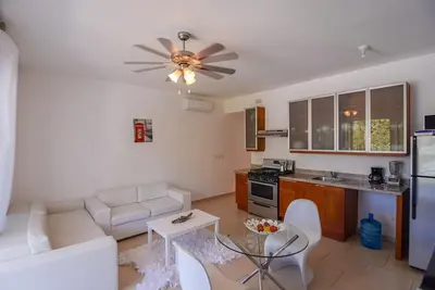 Image de 1 chambre en bord de mer Residencial