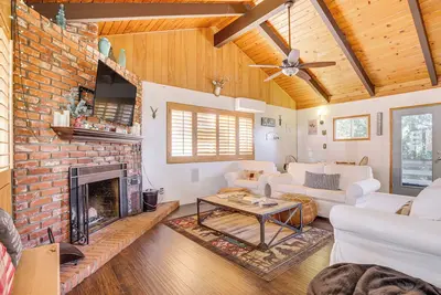 Image de Nouveau! Retraite paisible à Cedar Glen / Lake Arrowhead
