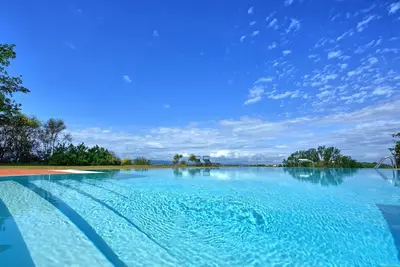 Maison de vacances privée avec piscine privée, Wifi, Tv, terrasse, vue panoramique, parking