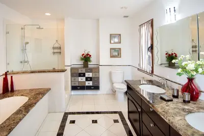 Image de Aqua Vue by Island Properties Online