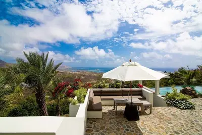 Image de Victoria by Island Properties Online