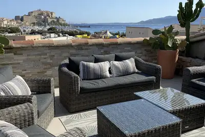 Image de Bel appartement T6 duplex terrasses 120m2 vue mer exceptionnelle Calvi centre