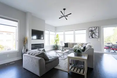 Image de Maison neuve de luxe construite sur mesure