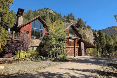 Image de Incroyable 5 Bd Private Home près du village pour 16 personnes!