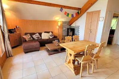 Image de Charmant Duplex à Chaillol avec Balcon Sud, Wifi et Parking Optionnel, Capacité 5 Personnes