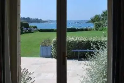 Image de Maison avec superbe vue mer et accès direct à la plage