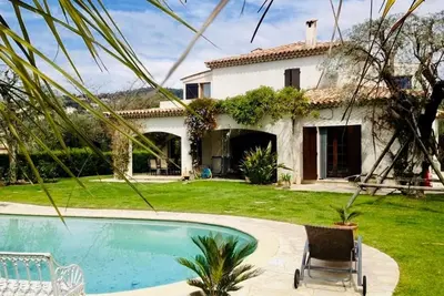 Image de Charmante maison provençale dans domaine sécurisé