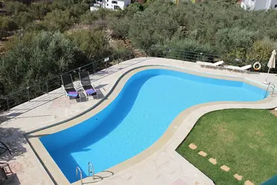 Image de Kokkino Chorio, superbe villa individuelle avec grande piscine, superbe vue sur la mer et WiFi