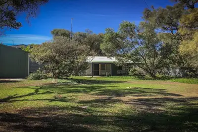 Image de Allé à la pêche - Soyez surpris - cette cabane est un joyau