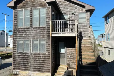 Image de Maison de plage, accès à la plage privée. 4 chambres à coucher, 9 personnes, 100 'de Wells Beach.