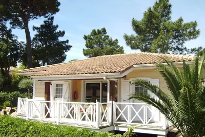 Image de Mediterranean chalet near St. Tropez by the French Riviera