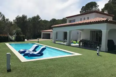 Image de Maison moderne 6 personnes au calme