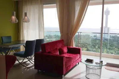 Image de Charmant condo 2 chambres avec Wi-Fi gratuit et télévision par câble