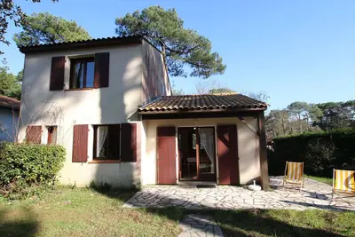 Image de Maison familiale à 750m de la plage, jardin et parking privé