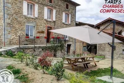 Image de Gîte familial 200m² avec 6 chambres, terrasse, jardin, proche ferme, charges incluses, animaux acceptés