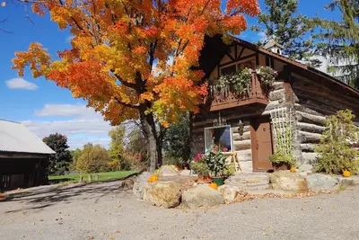 Image de Gerbers 1870 Chalet - Une touche de Bavière au Canada