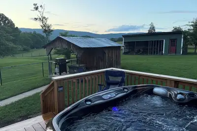 Image de Procès-verbal de la promenade Blue Ridge Parkway dans une ferme de 1917 en activité