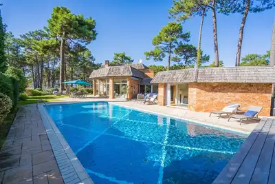 Image de Superbe villa à 50 mètres de la plage Péreire