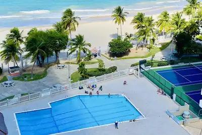 Image de Appartement de luxe avec vue spectaculaire sur l'océan au coeur de Isla Verde