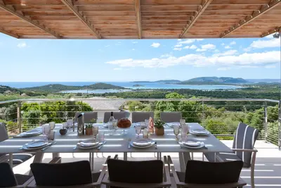 Image de Villa 5ch, piscine, vue mer panoramique, plage du Cabanon bleu, Porto-Vecchio