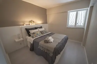 Image de Old Town Apartment 5min de la plage