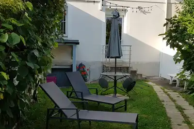 Image de Logement indépendant dans cité médiévale de La Charité sur Loire à 100m de Loire
