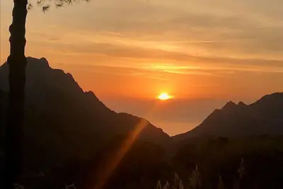 Image de Grande Maison  avec piscine, au calme, proximité de la mer, rivières  et forêt