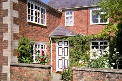 Image de Gîte historique dans un village pittoresque près de Bath. Dort confortablement 6