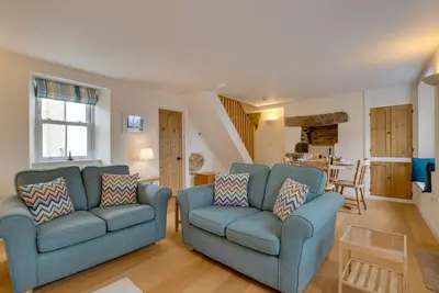 Image de 1 Peverell Cottages - Deux Chambres Maison, Couchages 4
