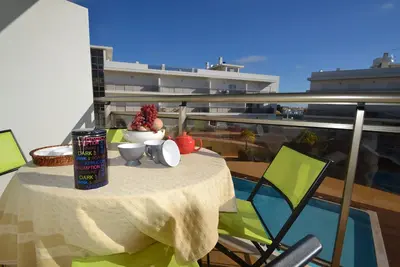 Image de 2 bed Apt in Albufeira Center Free Wifi+ Communal Pool