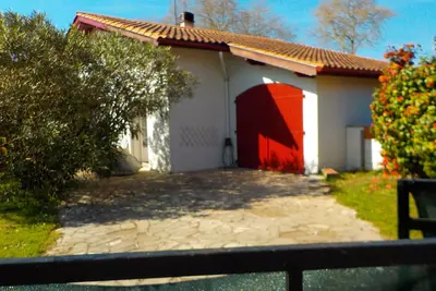 Image de Maison sur  grand terrain arboré, proche des plages de Tarnos et  Ondres.