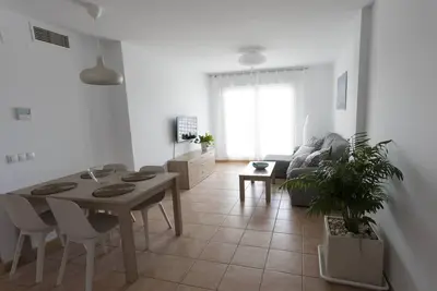 Image de Bel appartement dans un quartier calme de Conil avec de superbes vues sur la mer!