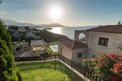 Image de Hectoras Villa à Plaka