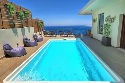 \"Villa Balcony\", Villa confortable avec une vue imprenable