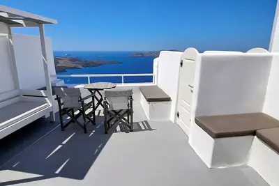 Villa Yposkafo - Santorin Firostefani