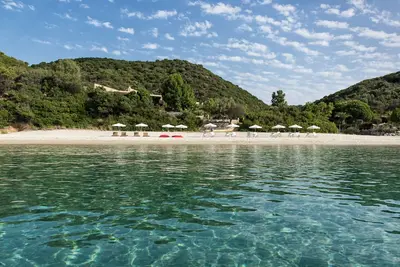 Image de Develikia Private Villa-1, une villa contemporaine privée dans un paradis caché