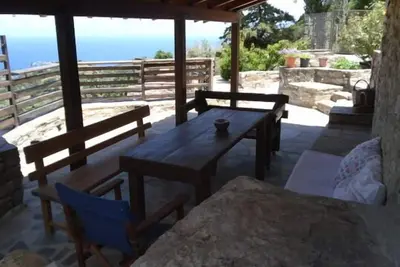 Akamatra ferme de Ikaria