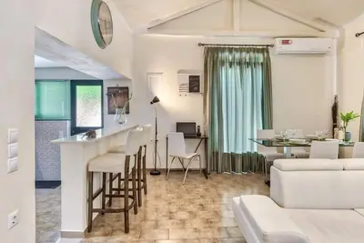 Image de Villa Canella est située dans le village magnifique et célèbre de Vasiliko