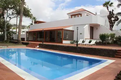 Image de Villa de luxe à Las Americas, First Line