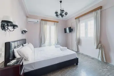 Image de Quadruple de luxe (dans les stellatos hotel apartments & suites)