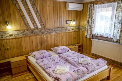 Image de Grand appartement confortable et confortable.