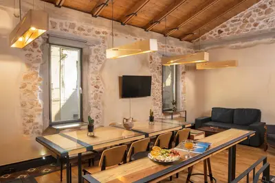 Evans House - Studio de luxe en bord de mer avec véranda