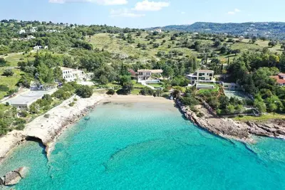 Image de Villa Iris - Villa de luxe en bord de mer avec piscine